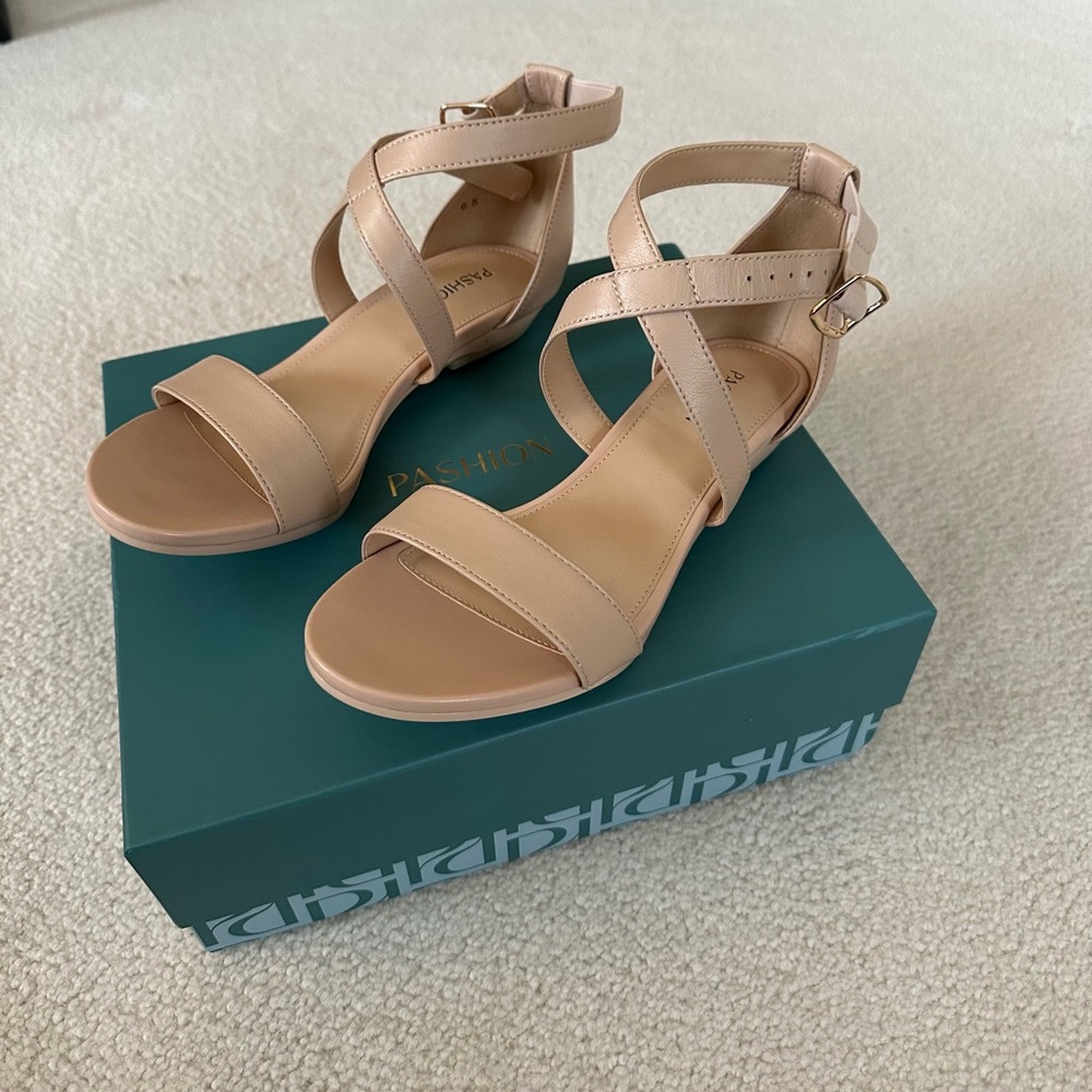 Pashion Sand Sandals in size 6.5